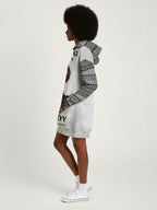 size: Model is 5'7" wearing a size L