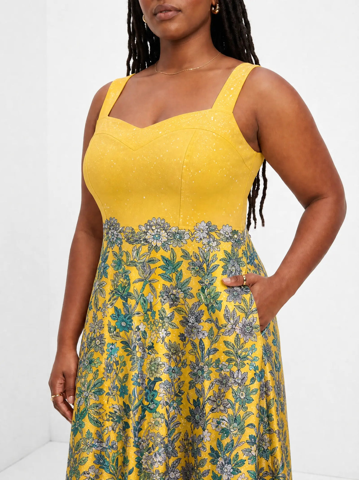 "Alfajiri" Corset Dress — close-up of the bodice and the in-seam side pocket