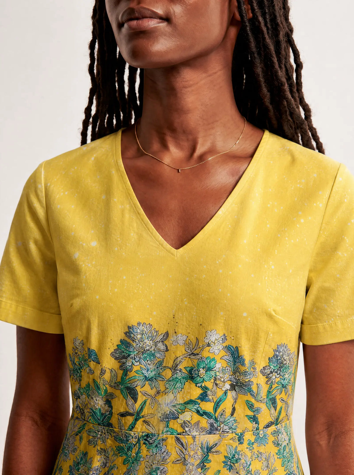 "Alfajiri" V Neck Midi Dress — on model