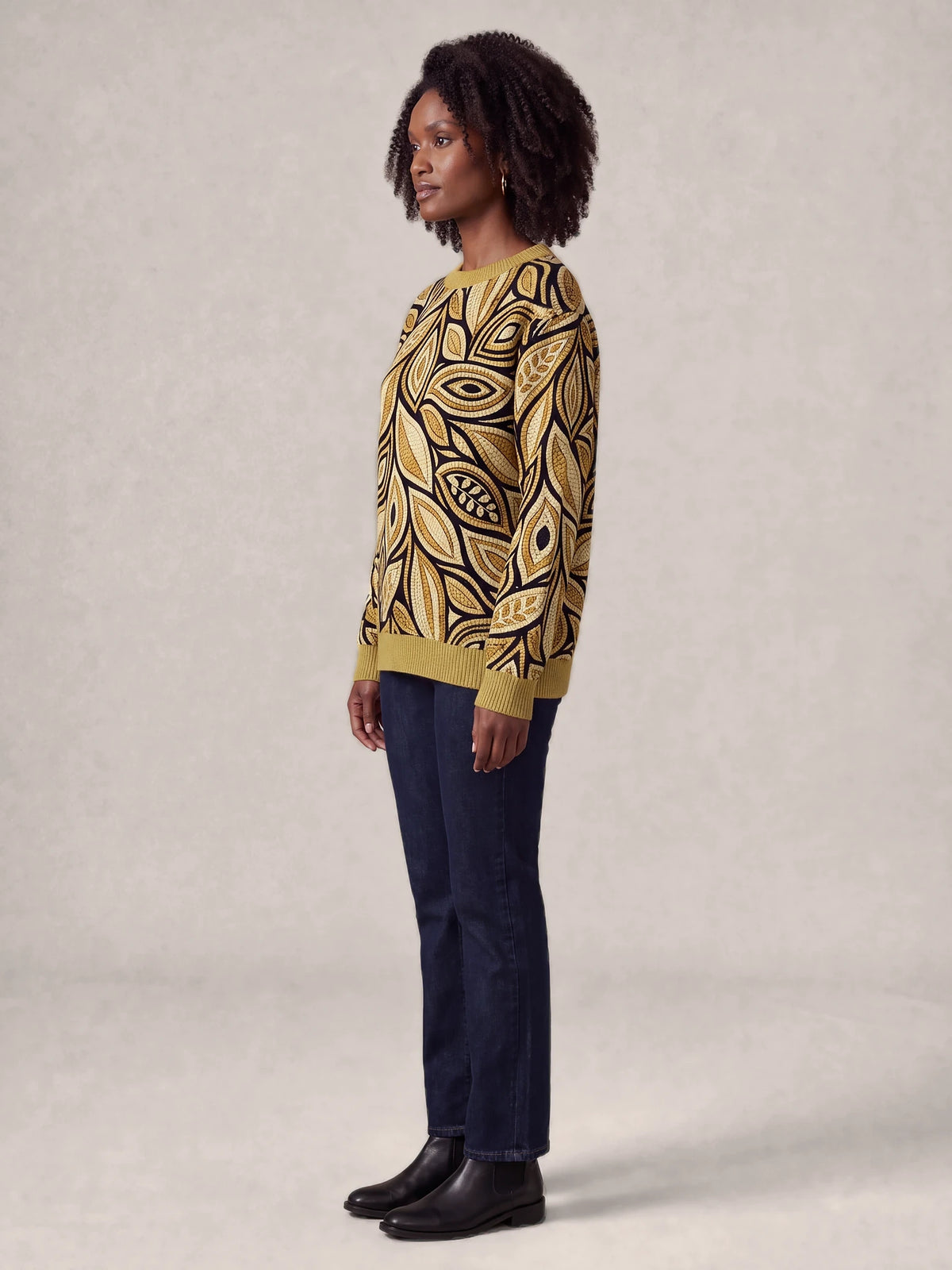 "Ashanti" Sweatshirt — side view on model