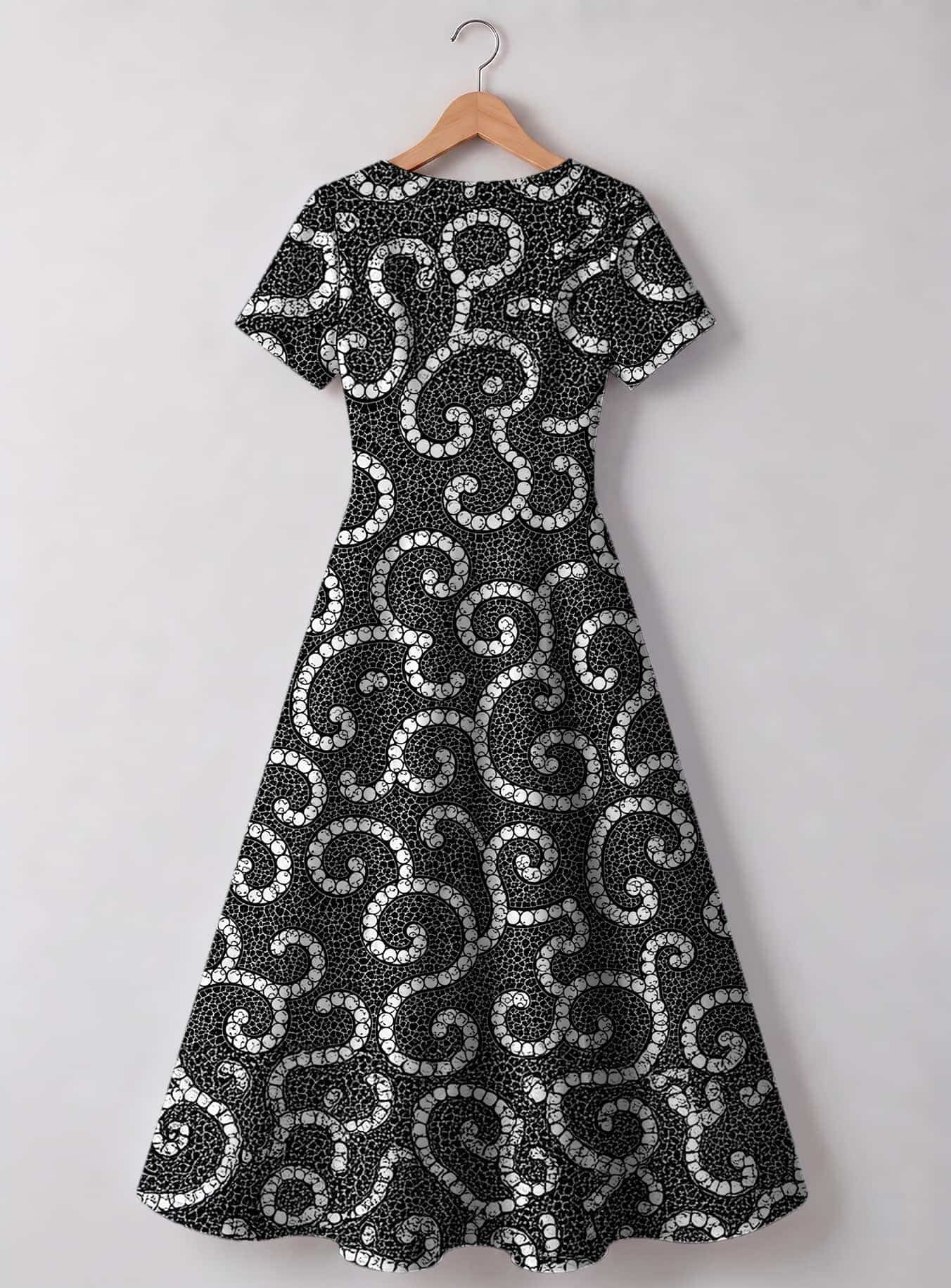 "Duara" Sweetheart Midi Dress