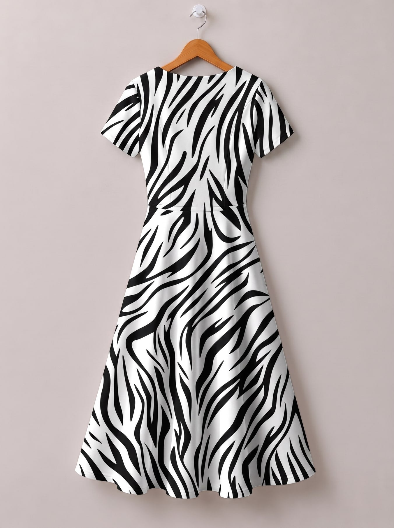 "Milia" Short Sleeve Maxi Dress