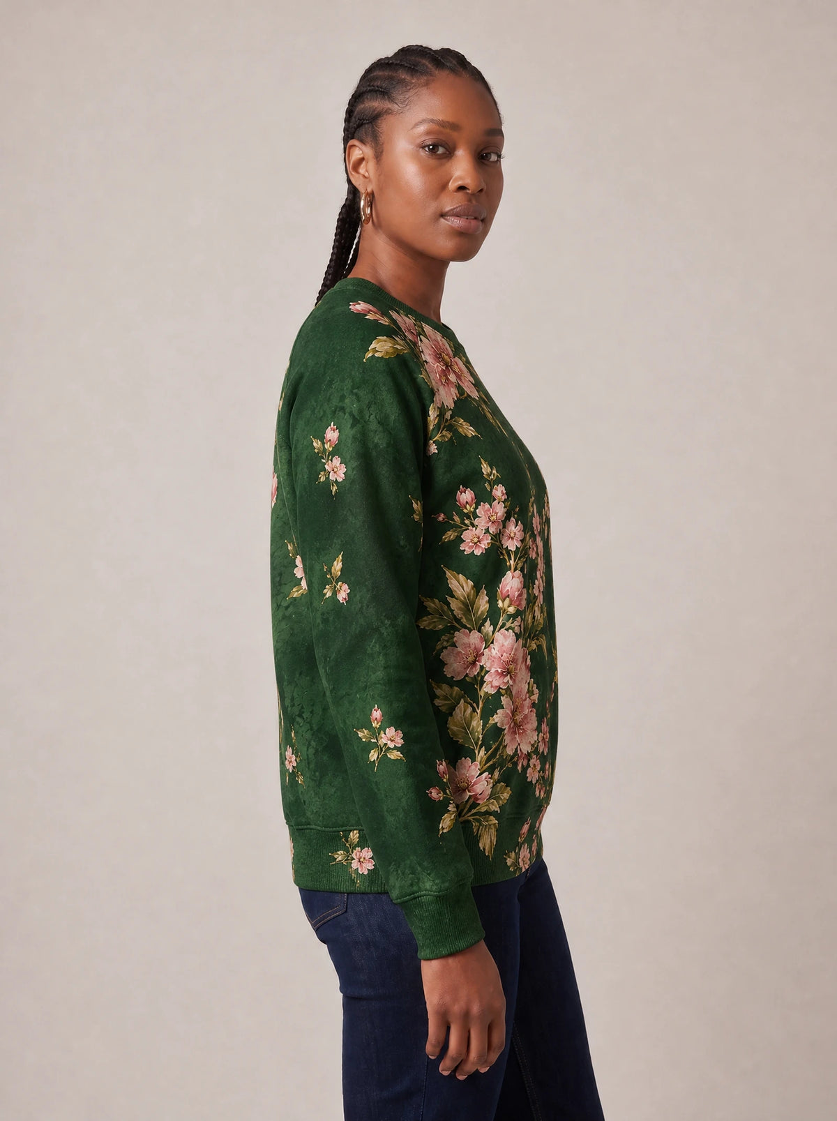 "Chipukizi" Sweatshirt — side view on model