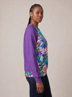 "Dirisha" Sweatshirt — side view on model
