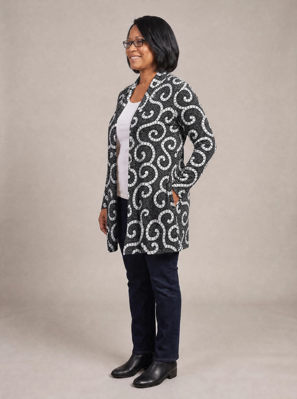 "Duara" Long Cardigan — side view on model, hand in pocket