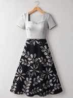 "Kivuli" Sweetheart Midi Dress