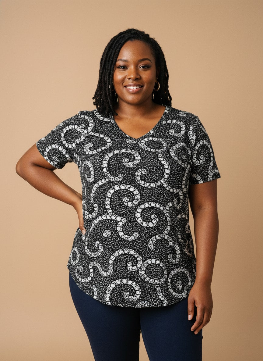 "Duara" V-Neck T-Shirt