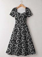 "Duara" Sweetheart Midi Dress