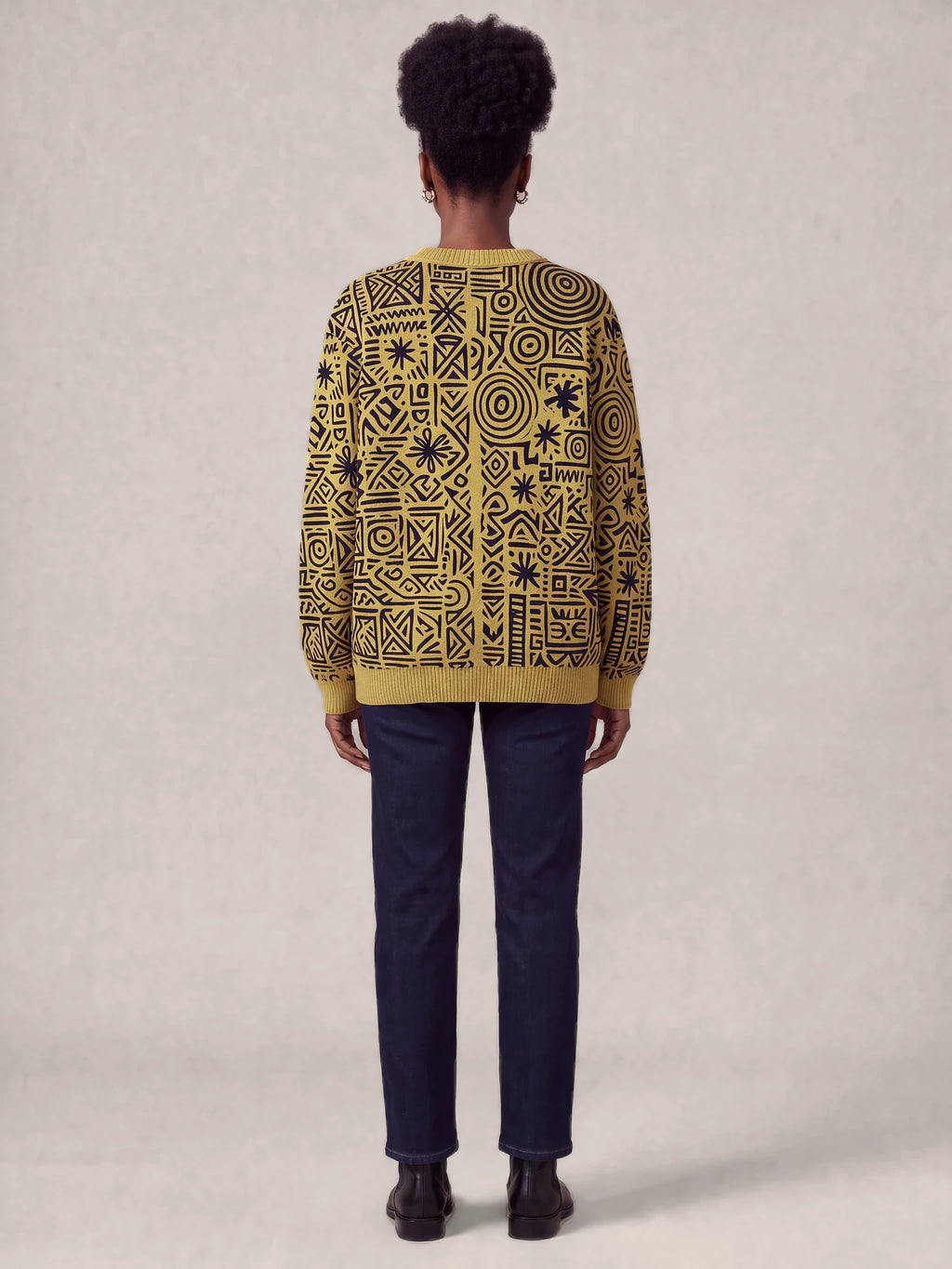 "Haradali" Sweatshirt — back view on model