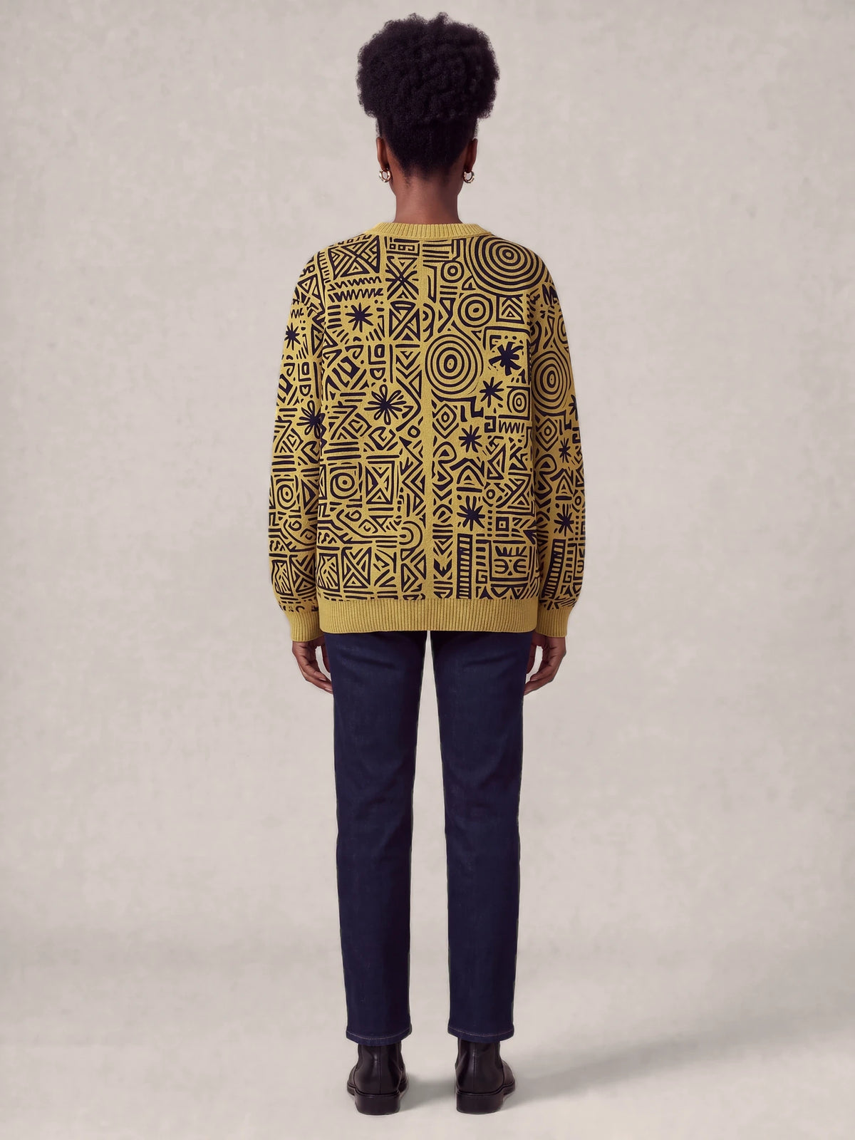 "Haradali" Sweatshirt — back view on model