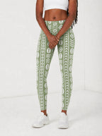 "Oshun Verde" Leggings — front view on model