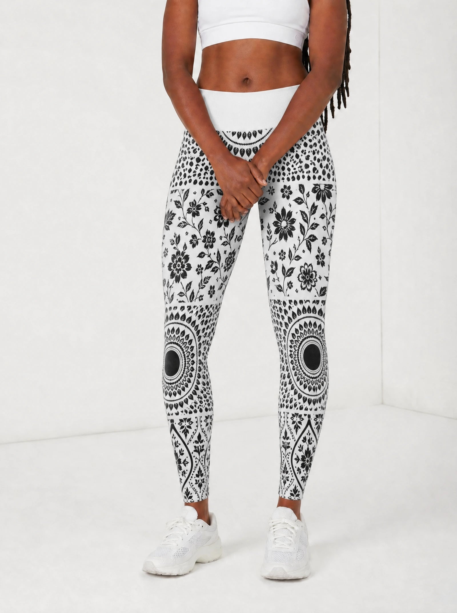 "Mwanga" Leggings — front view on model