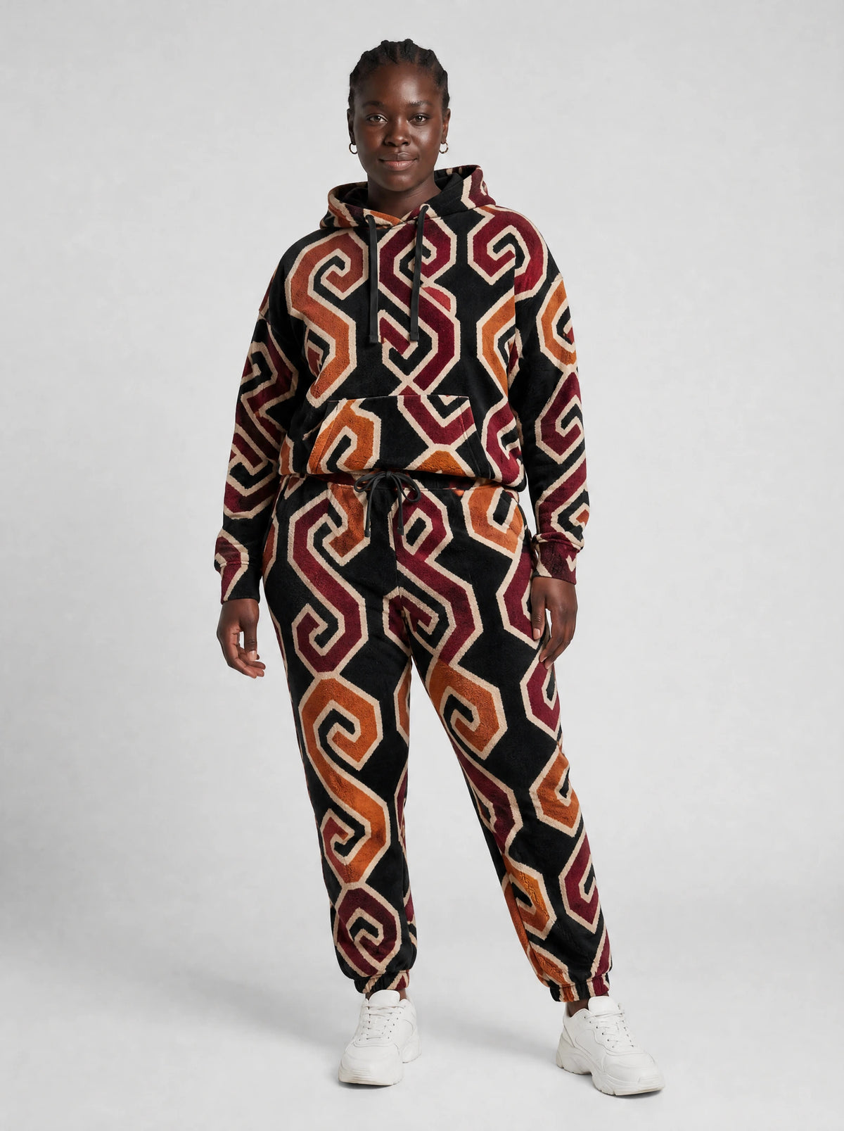 "Fundo" Black Wine Hoodie & Jogger Set — front view on model