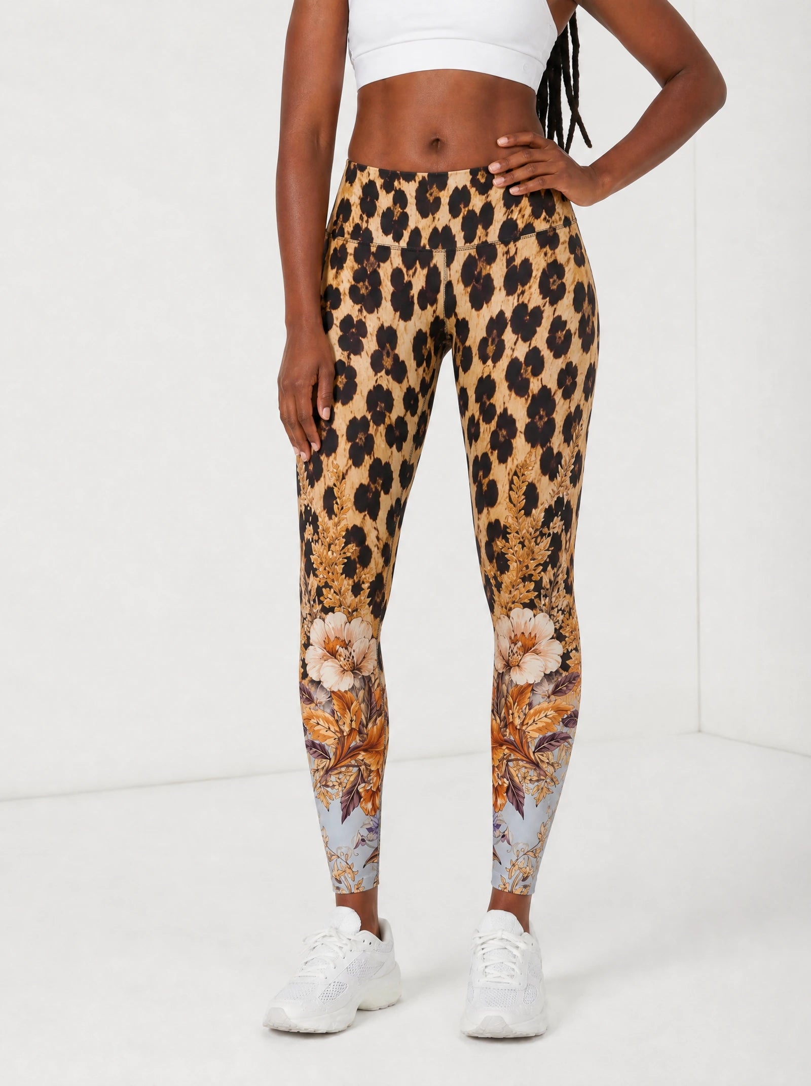 "Madoa" Leggings — front view on model