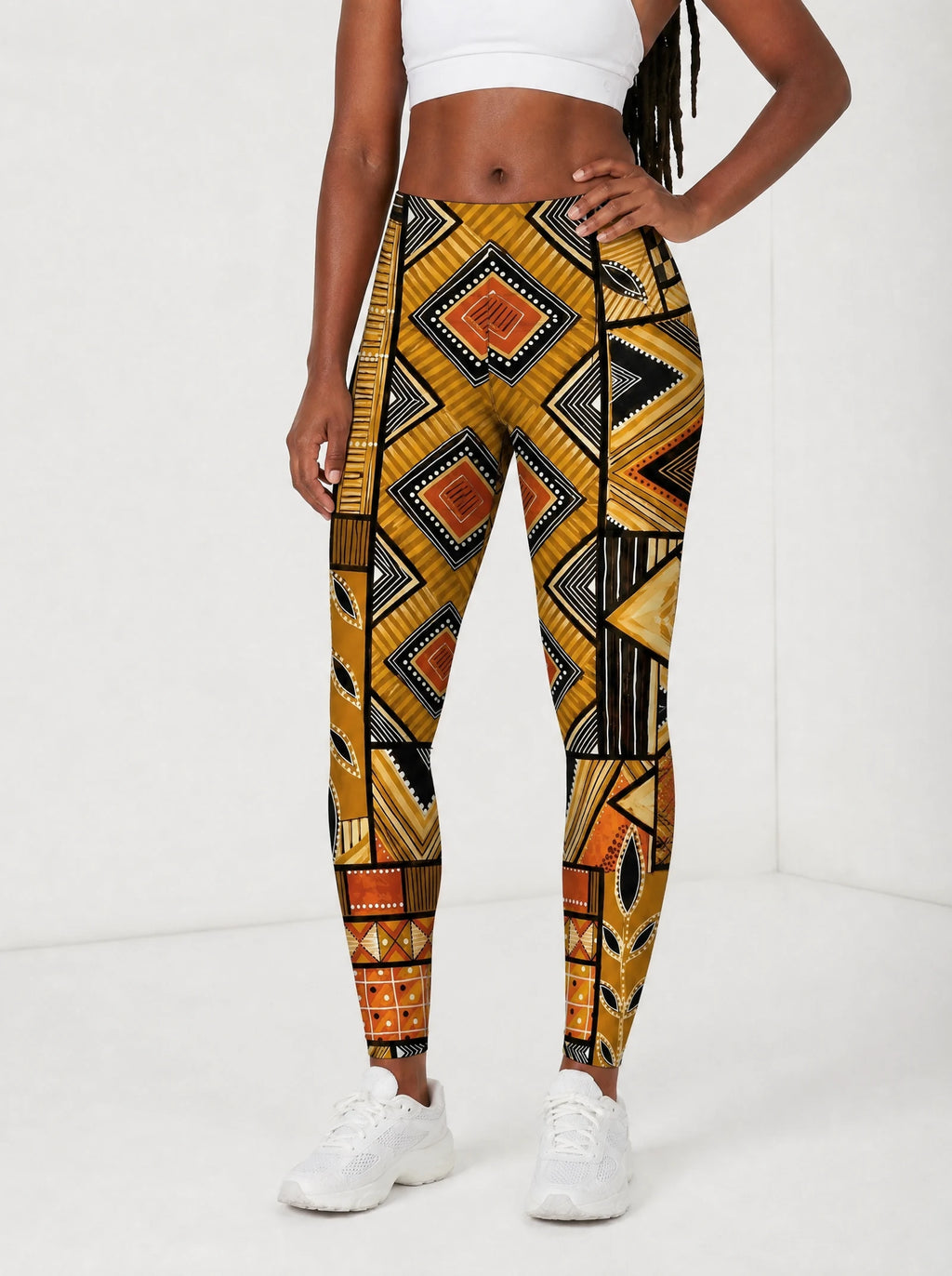 "Ardhi" Leggings — front view on model