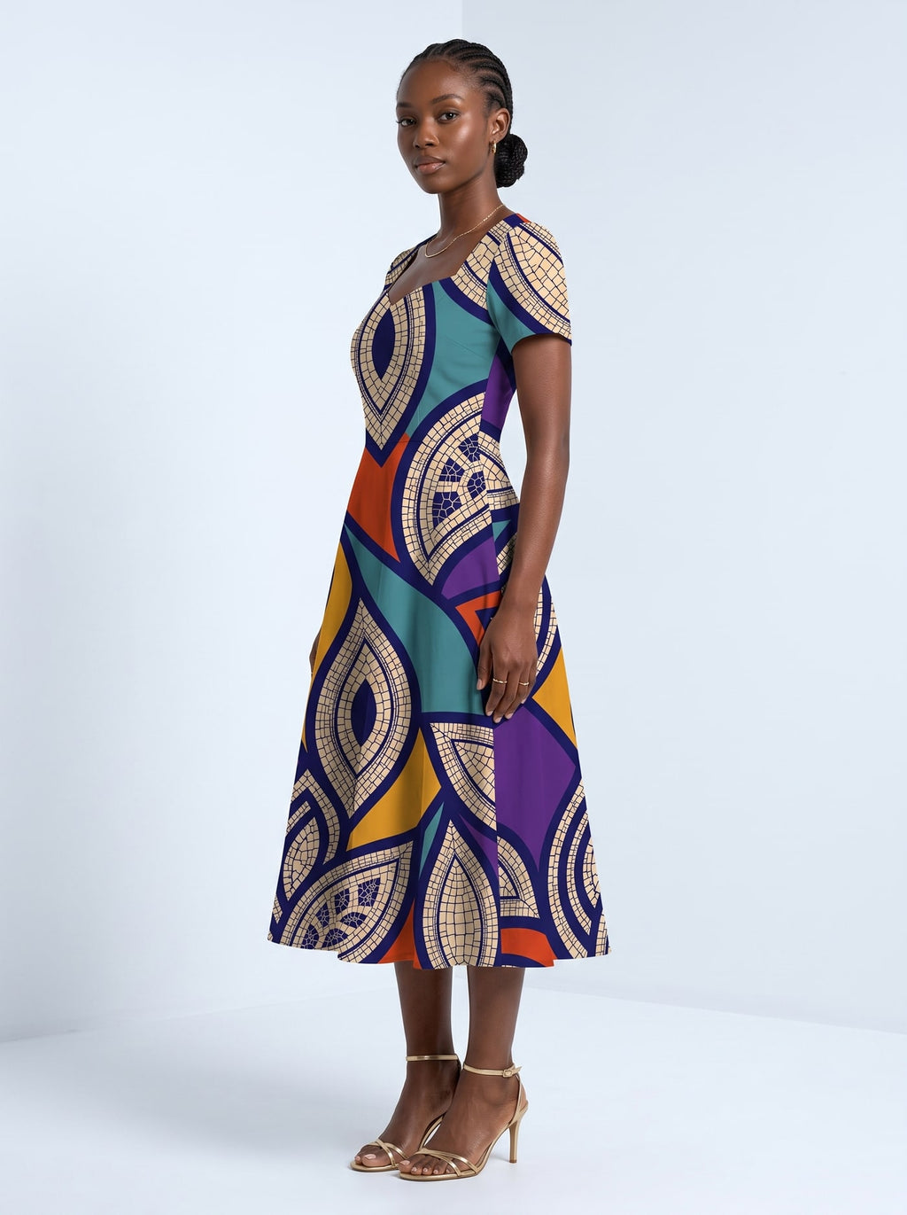 "Johari" Sweetheart Midi Dress