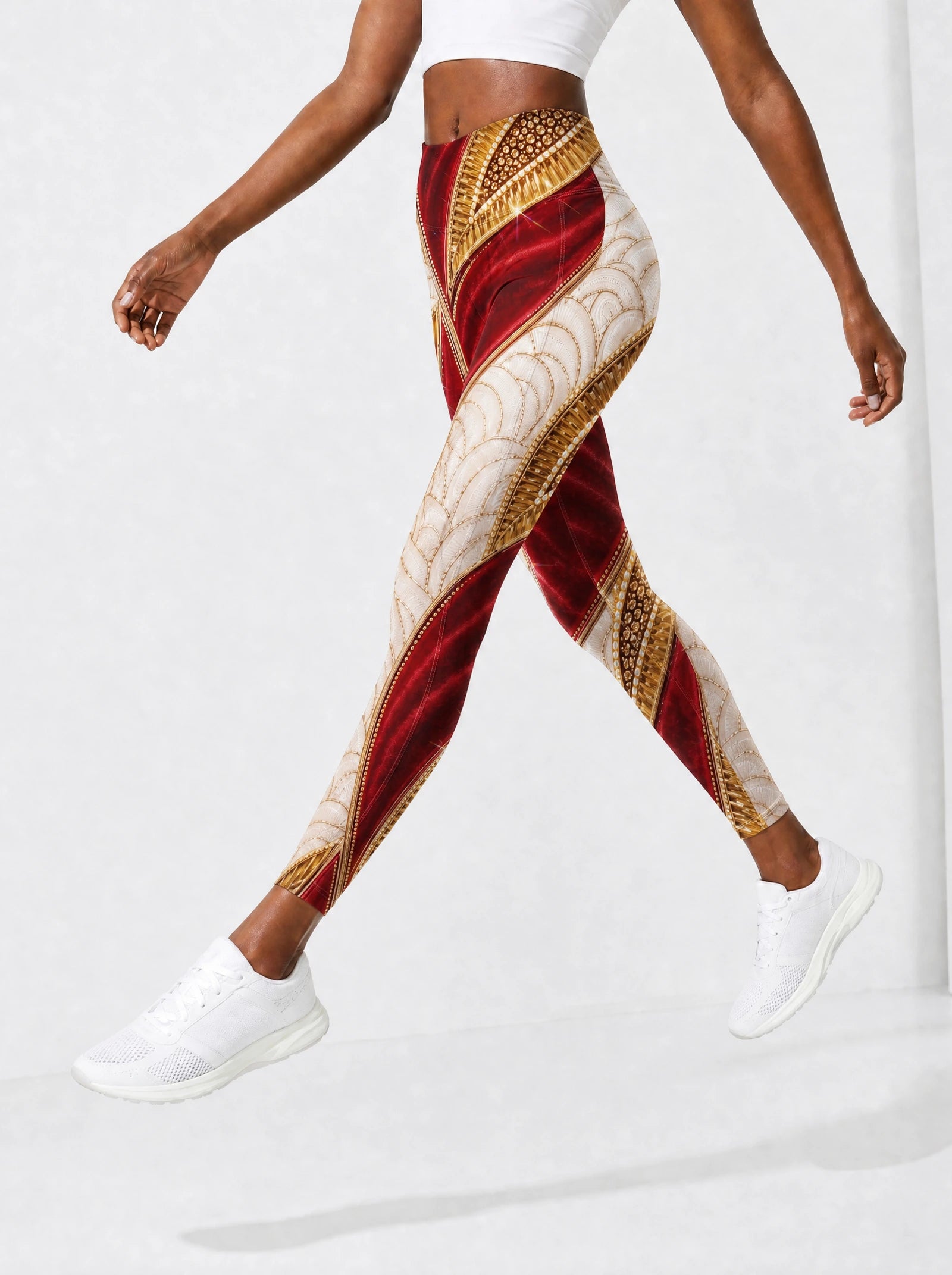 "Utukufu" Leggings — side view on model