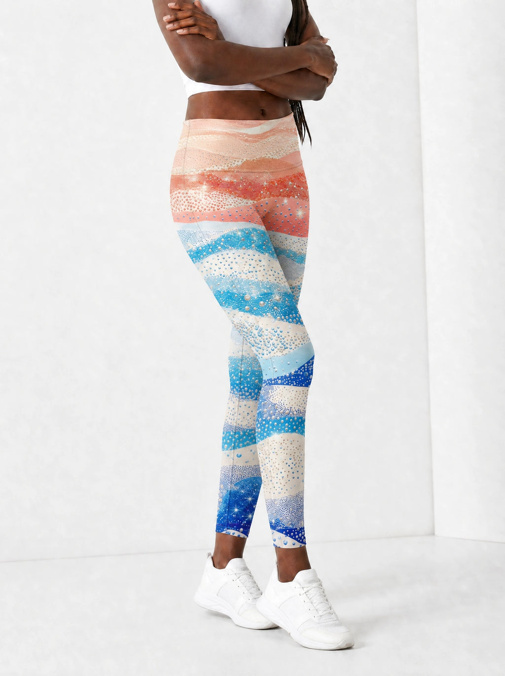 "Maji" Leggings — side view on model