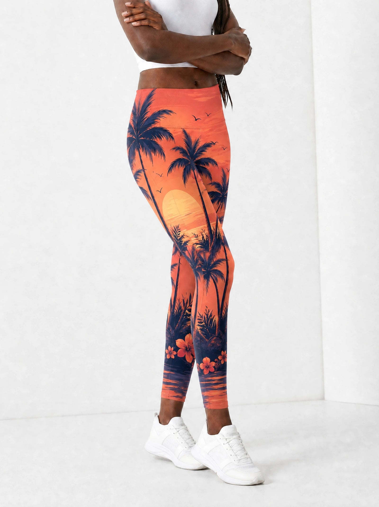 "Machweo" Leggings — side view on model