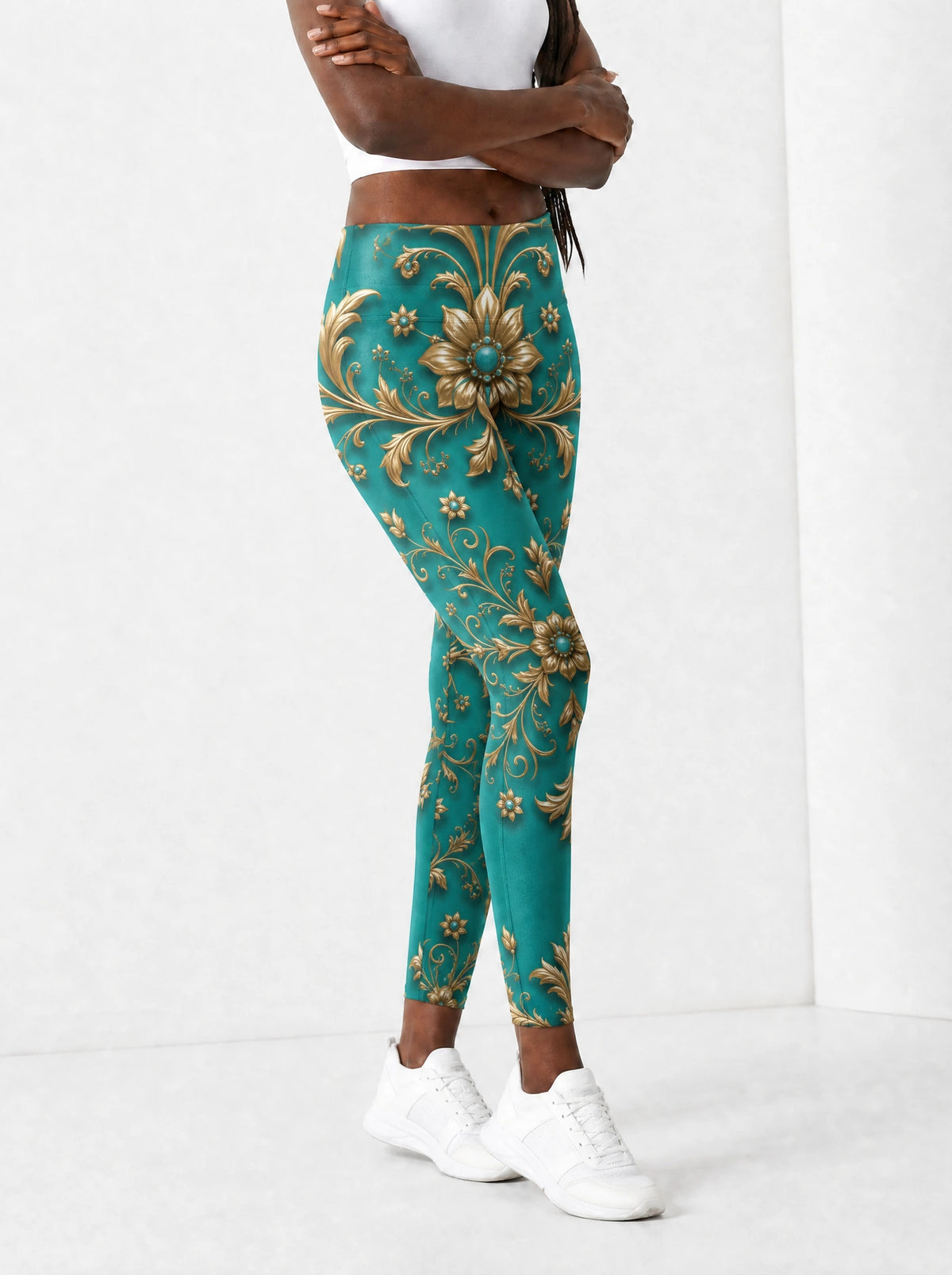 "Heshima" Leggings — side view on model