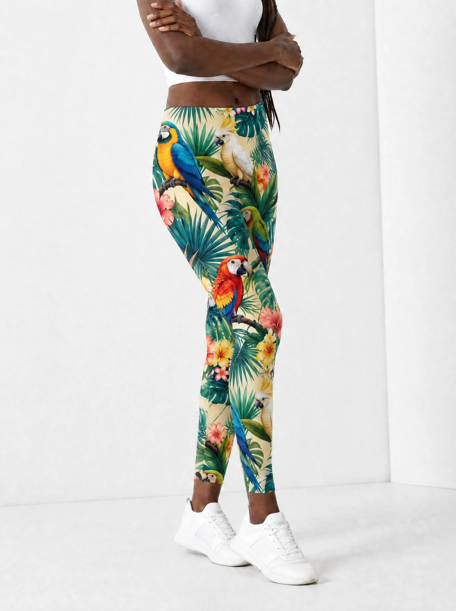 "Peponi" Leggings — side view on model