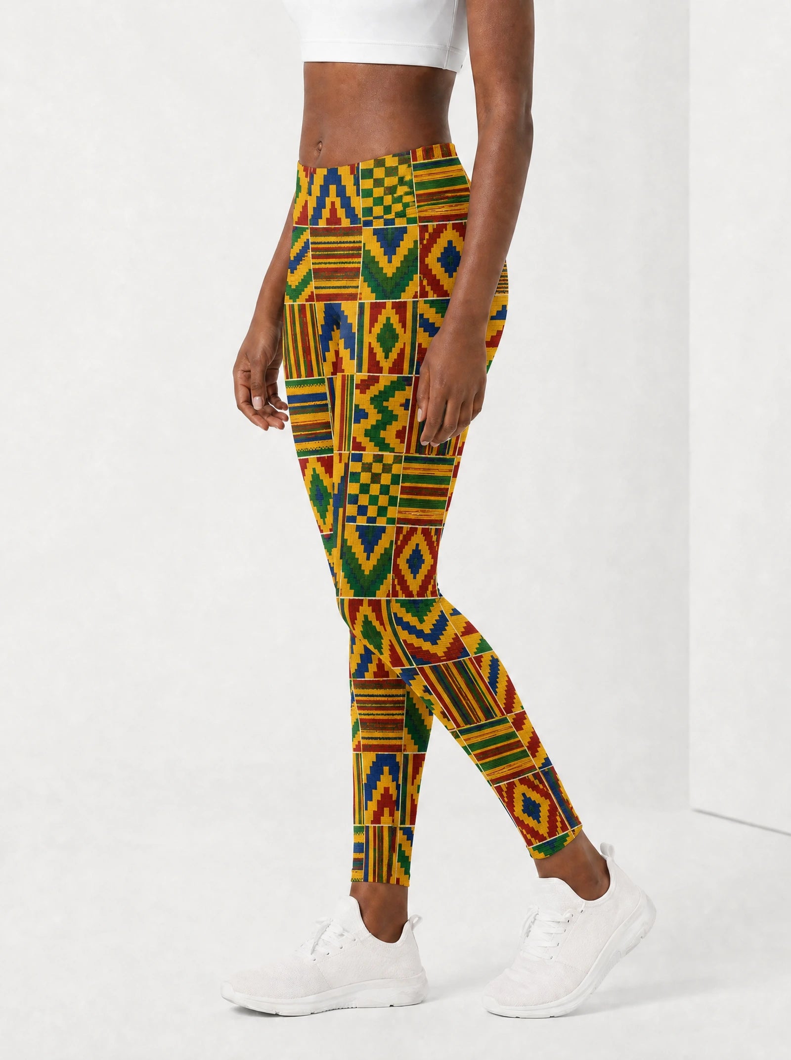 "Kumasi" Leggings — side view on model