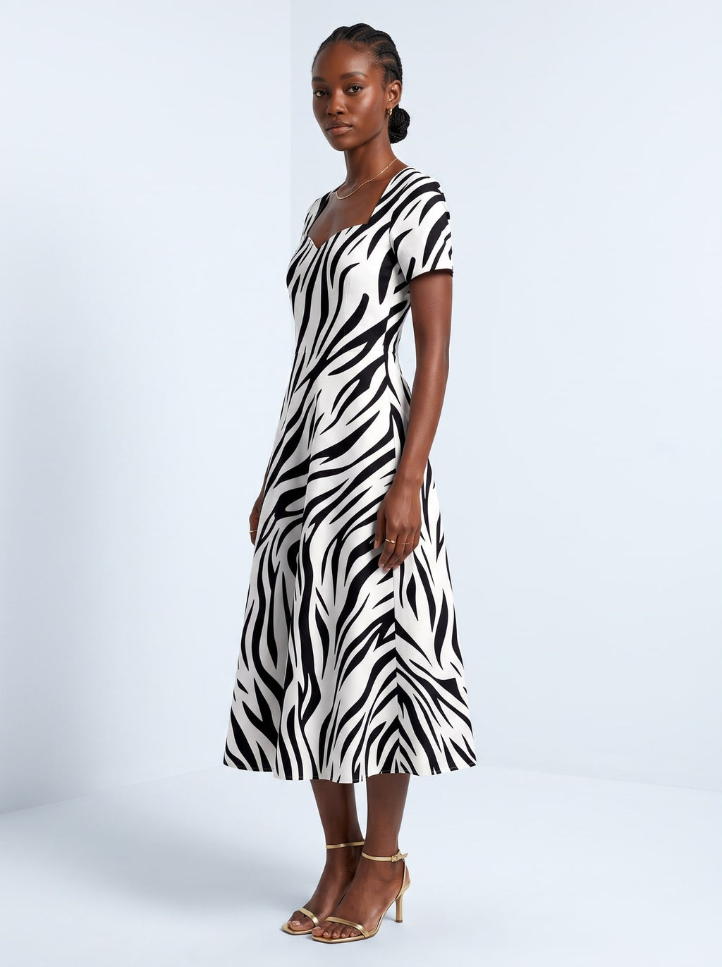 "Milia" Sweetheart Midi Dress