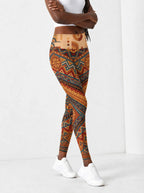 "Uzuri" Leggings — side view on model