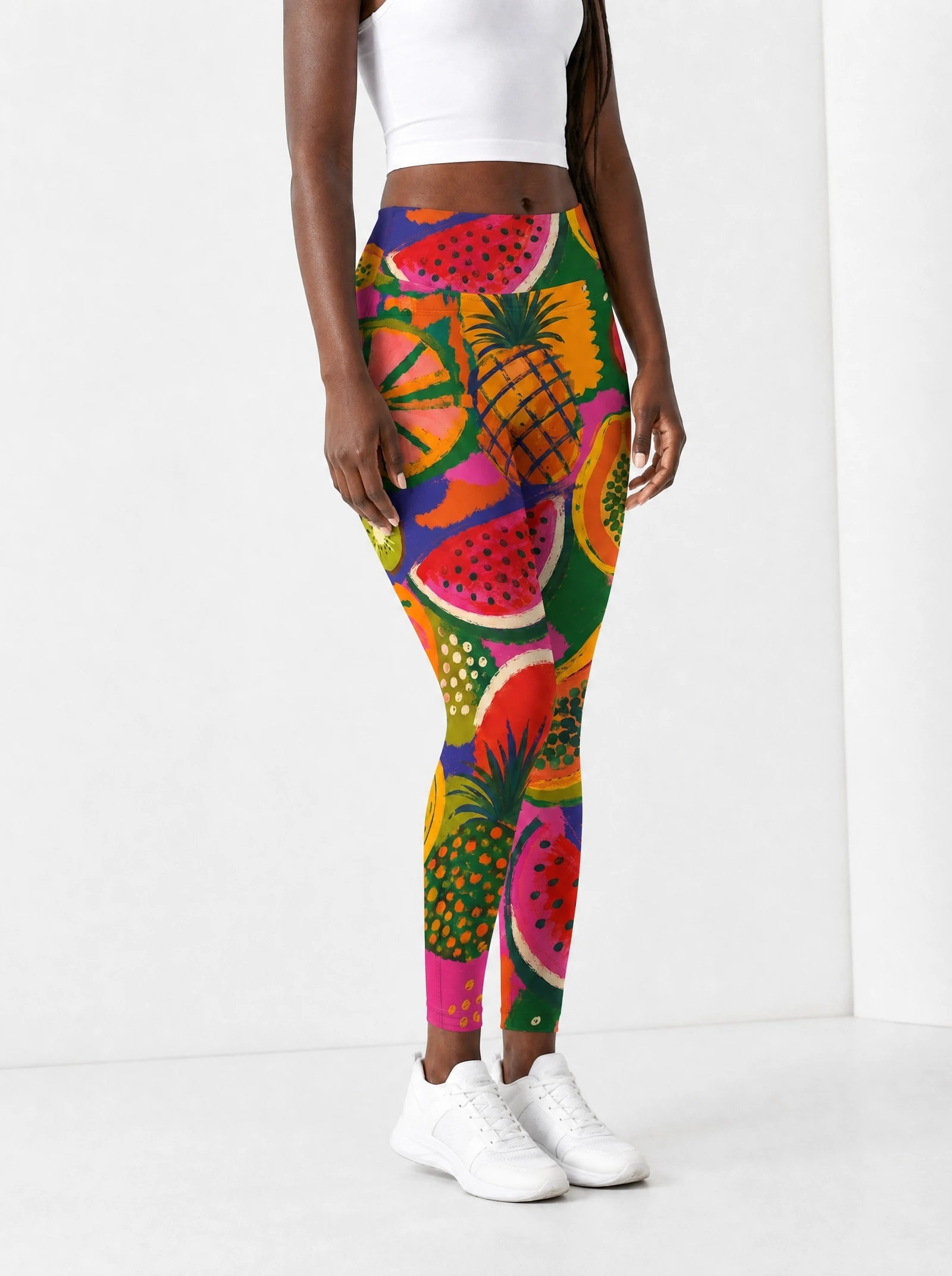"Matunda" Leggings — side view on model