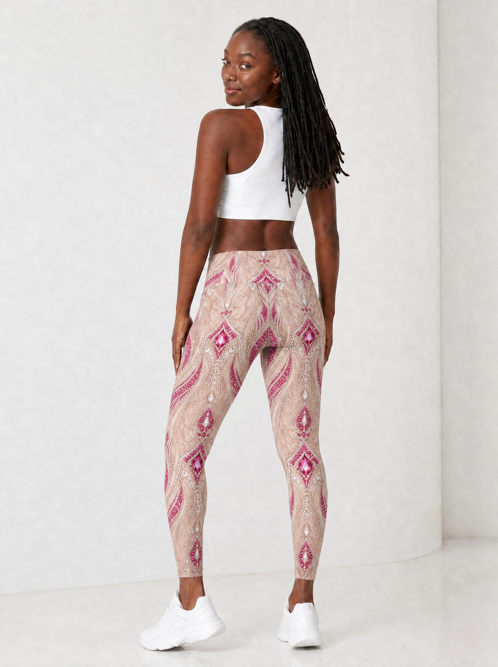 "Vito" Leggings — full body view on model