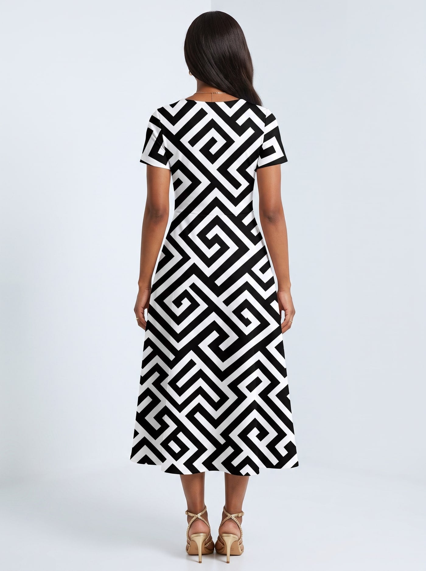 "Zamu" Sweetheart Midi Dress