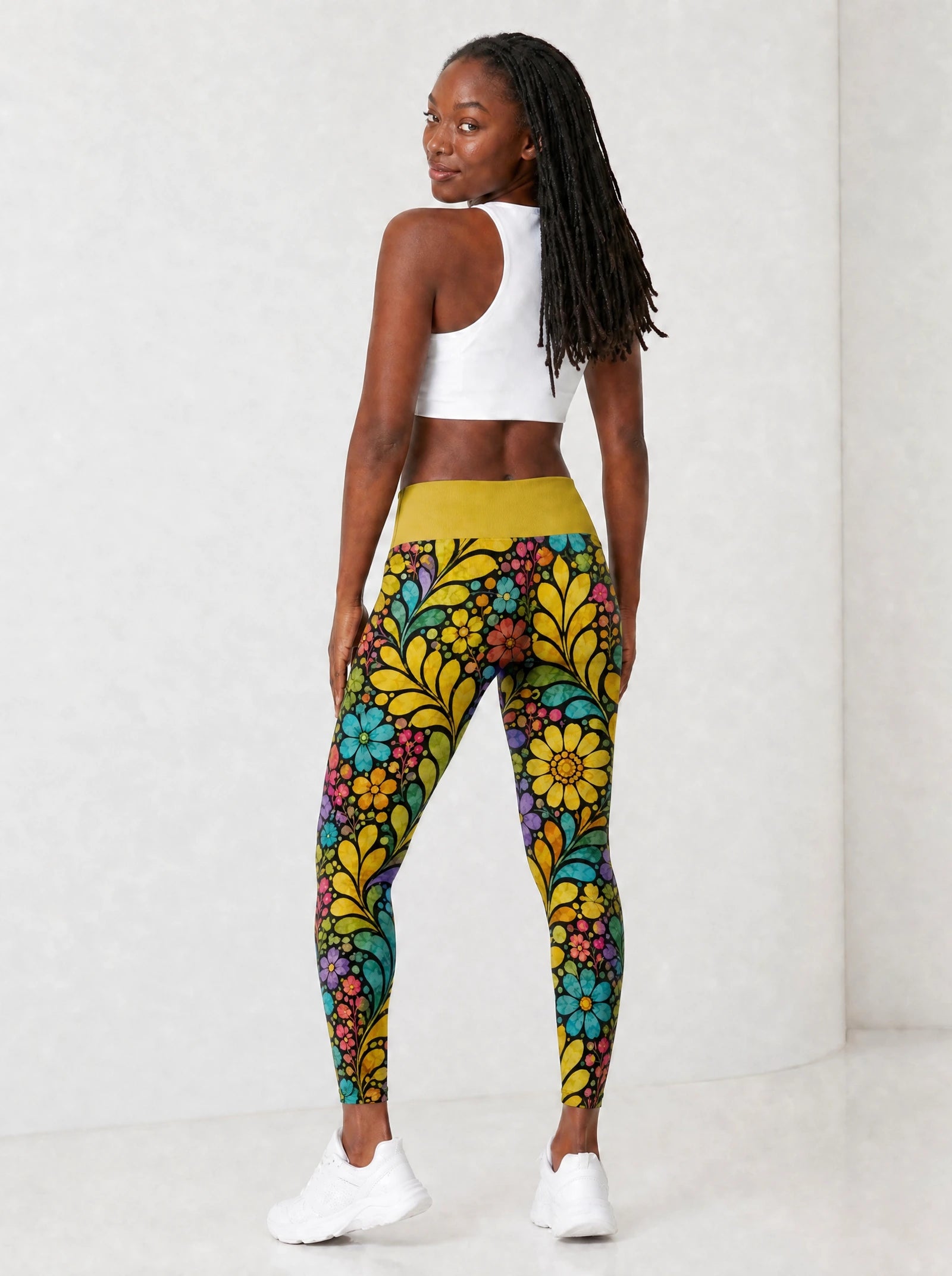 "Njano" Leggings — full body view on model