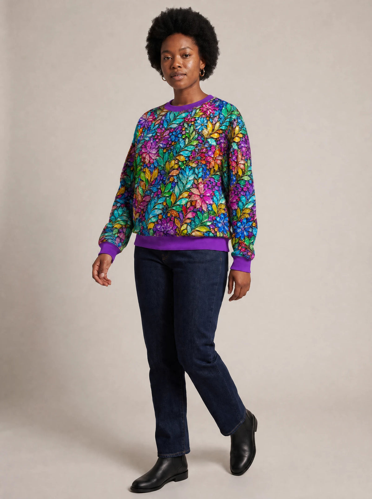 "Upinde" Sweatshirt — three-quarter view on model