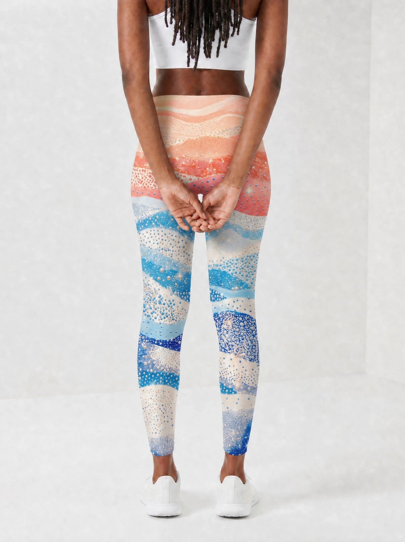 "Maji" Leggings — back view on model