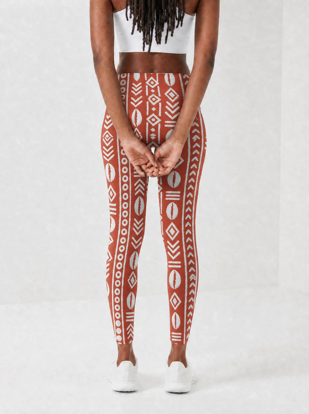 "Oshun Kijani" Leggings — back view on model