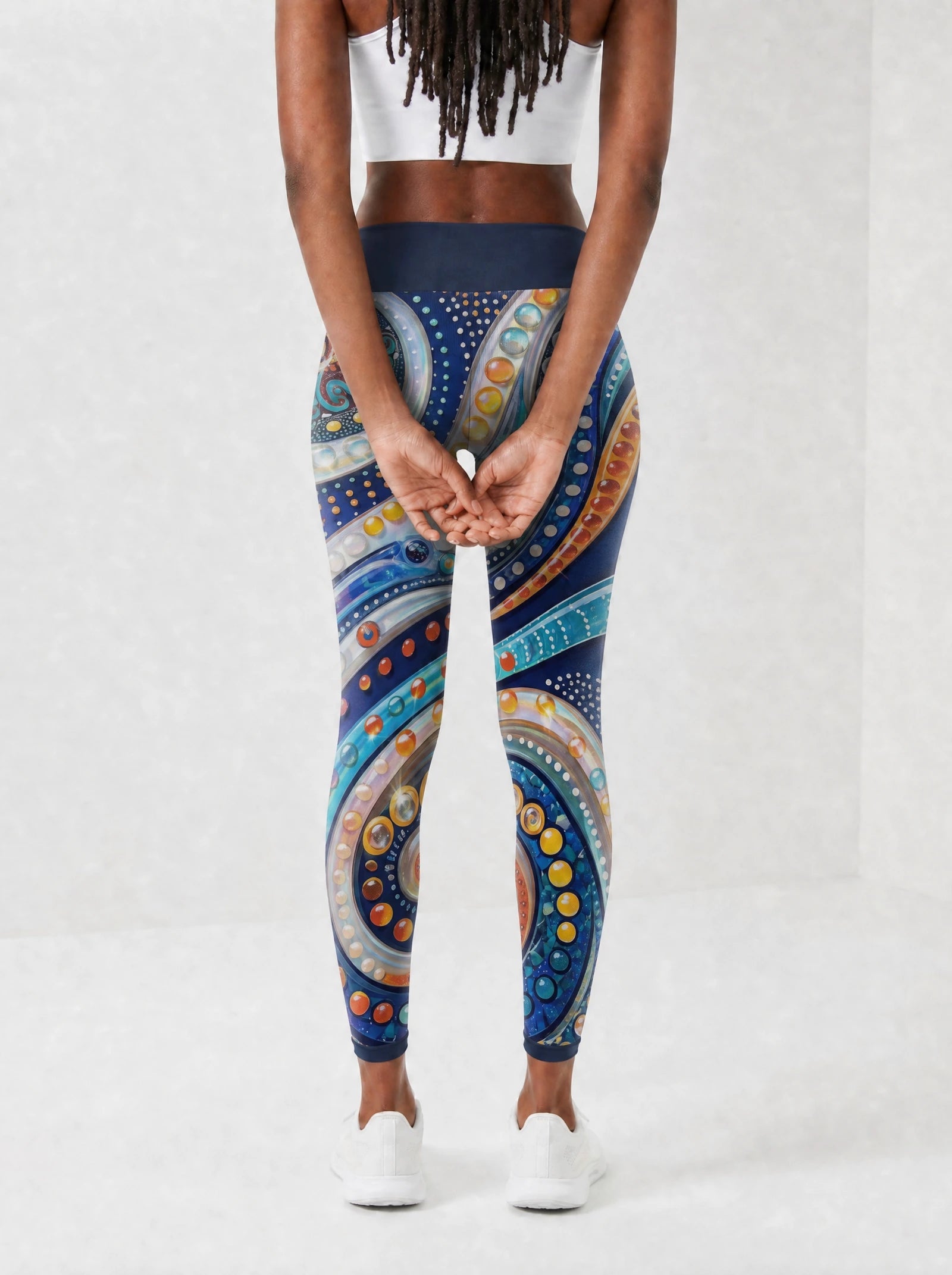 "Kito" Leggings — back view on model