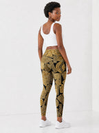 "Mansa" Leggings — back view on model