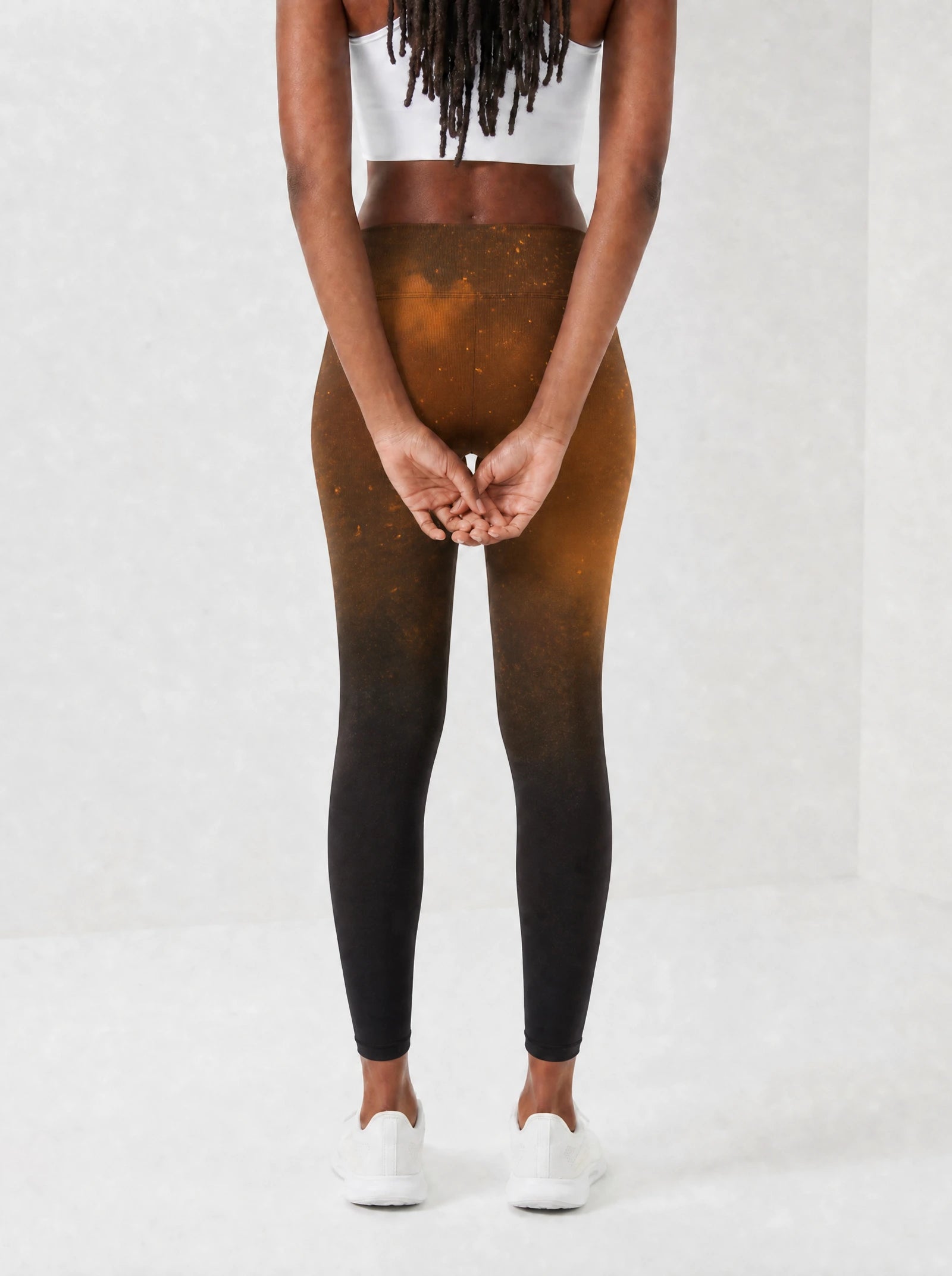"Thamani" Leggings — back view on model