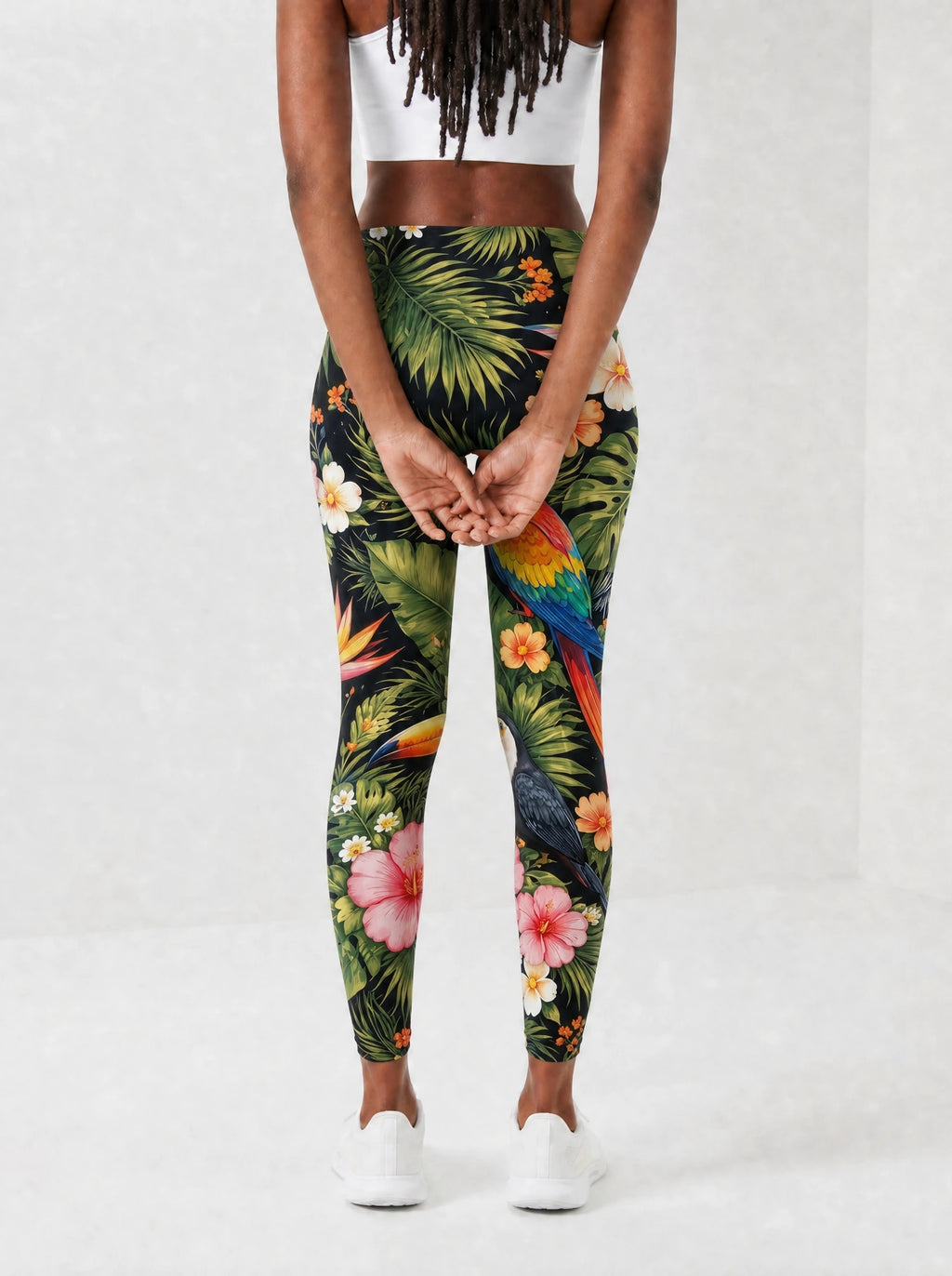 "Kasuku" Leggings — back view on model