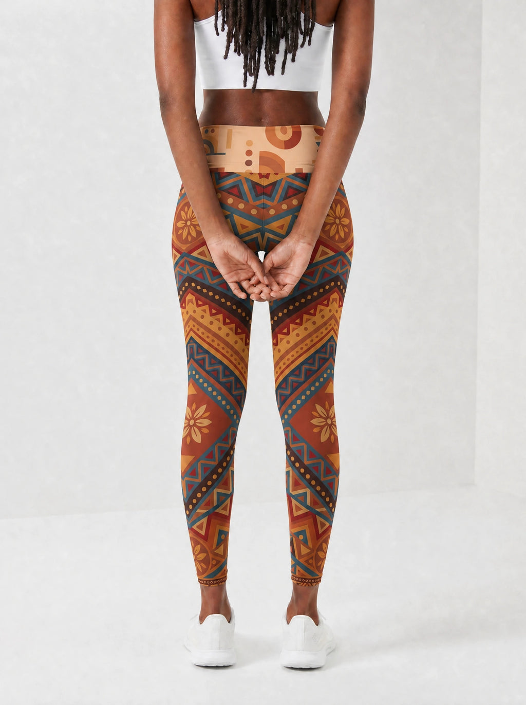 "Uzuri" Leggings — back view on model