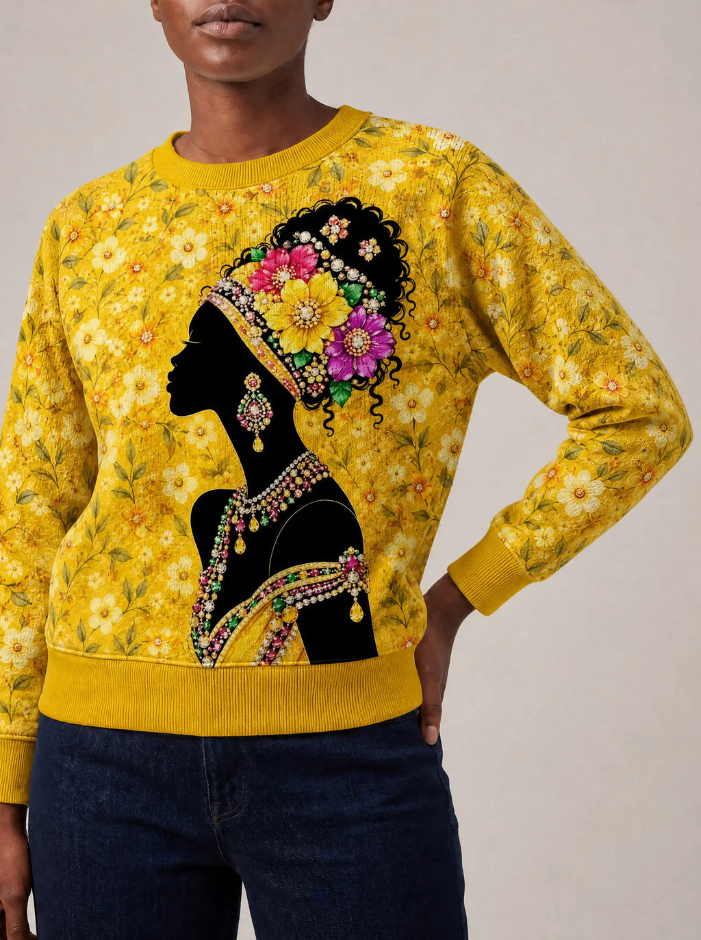 "Mapambo" Sweatshirt — close view of the crew neck, raglan seams and ribbed trims