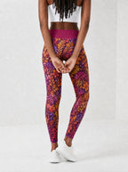 "Waridi" Leggings — back view on model