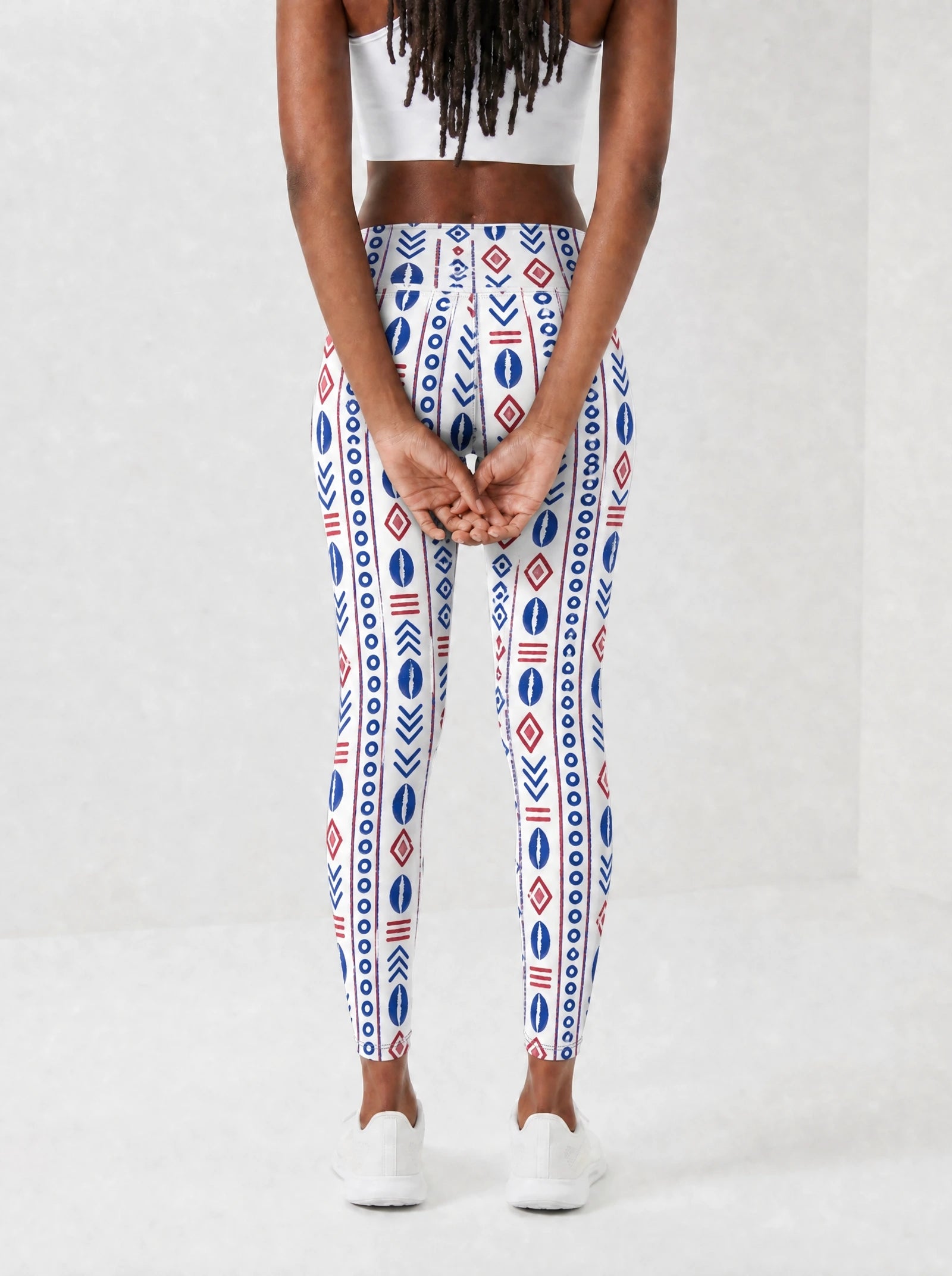 "Uhuru" Leggings — back view on model