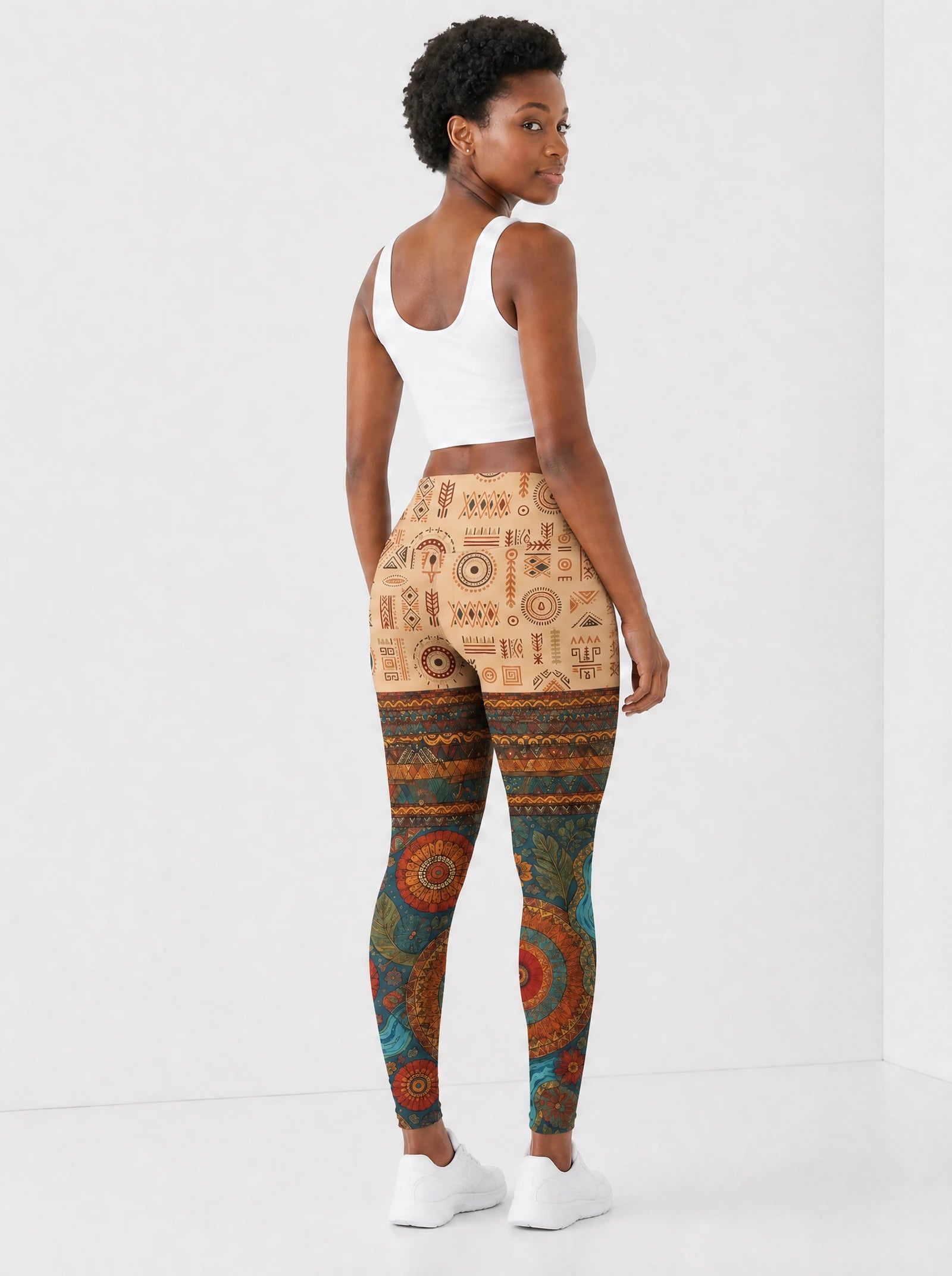 "Mto" Leggings — back view on model