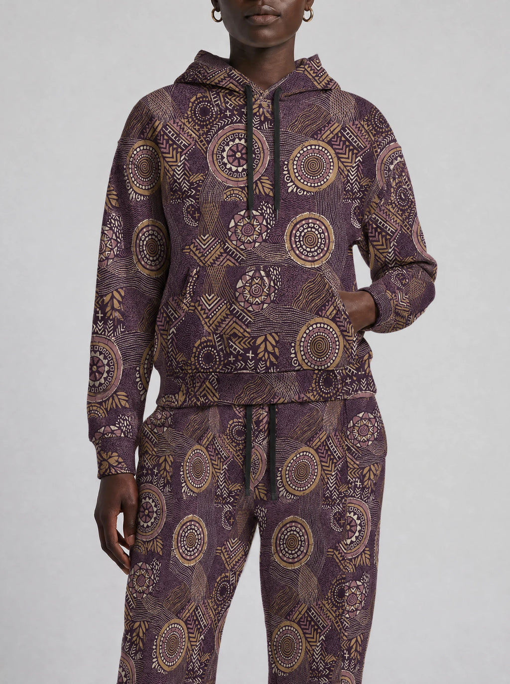 "Kitanzi" Plum Gold Hoodie & Jogger Set — close view of the pocket, hem band and jogger waistband