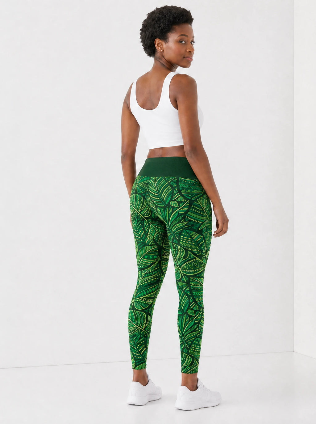 "Asili" Emerald Leggings — back view on model