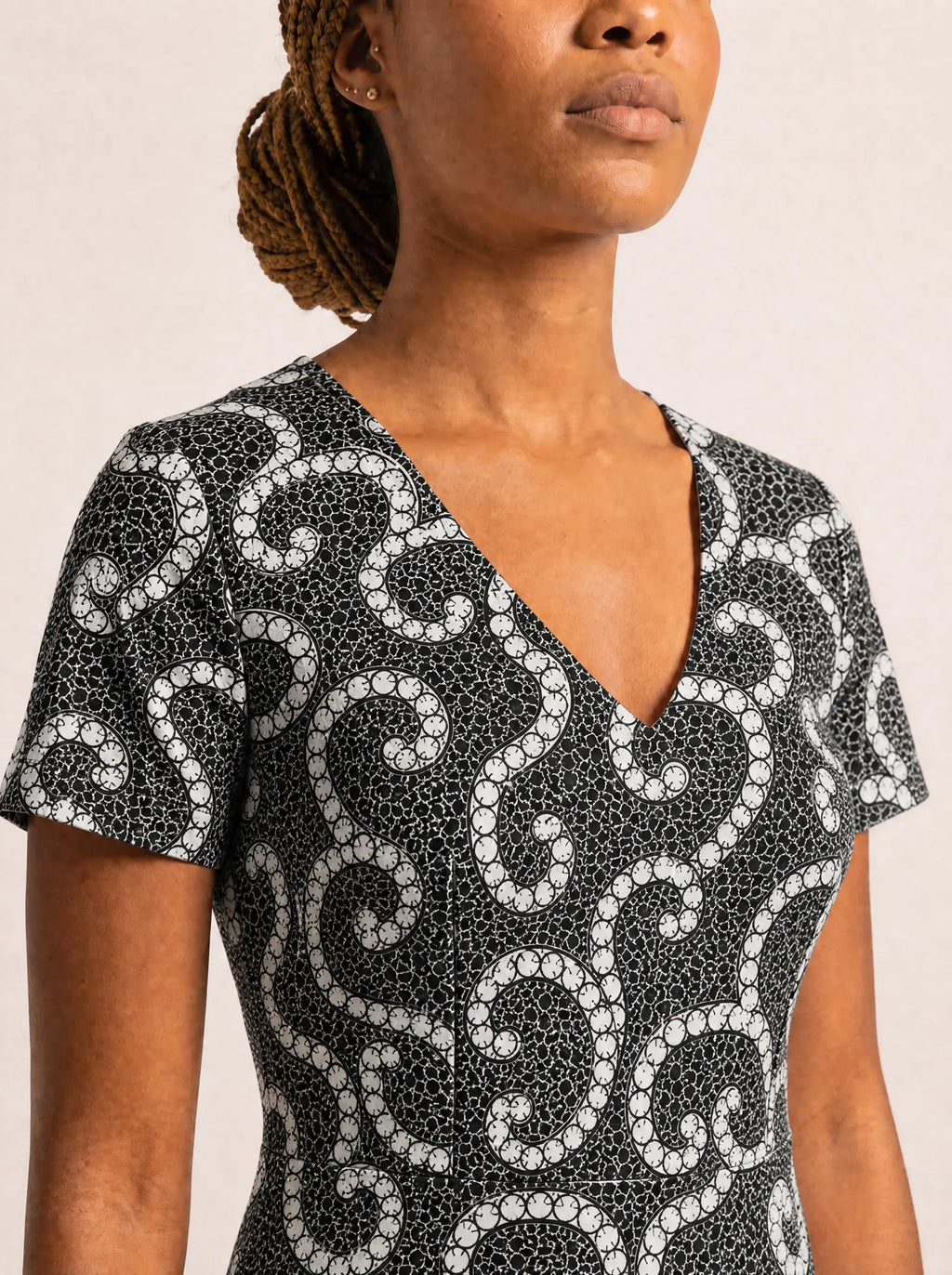 "Duara" V Neck Midi Dress