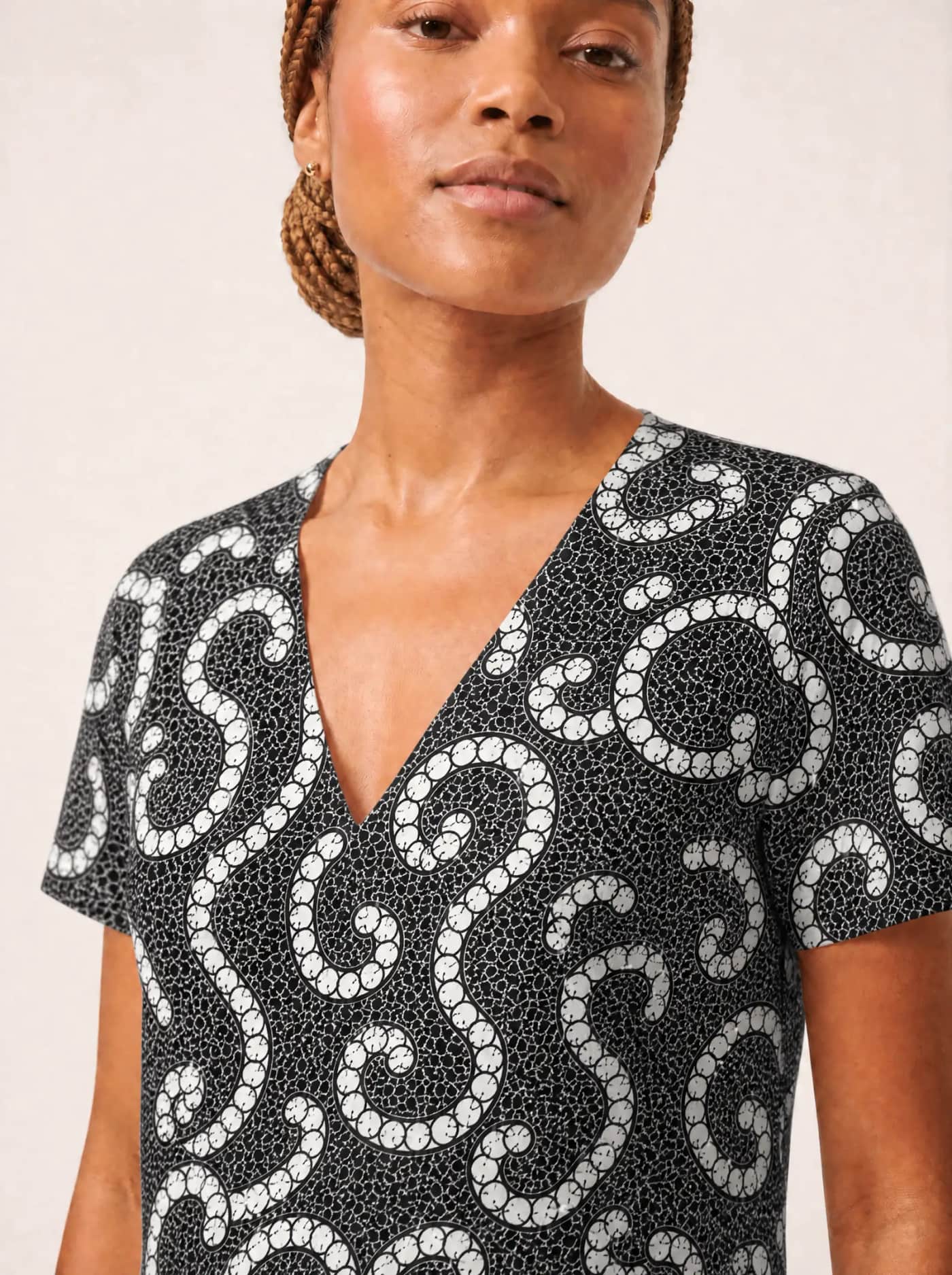 "Duara" V Neck Midi Dress Promo