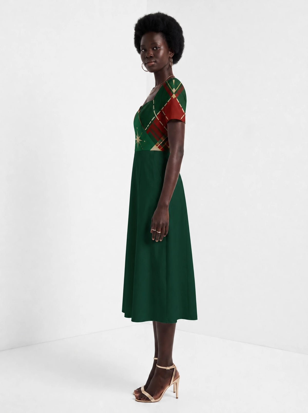 "Kengele" Christmas Sweetheart Midi Dress — side view on model