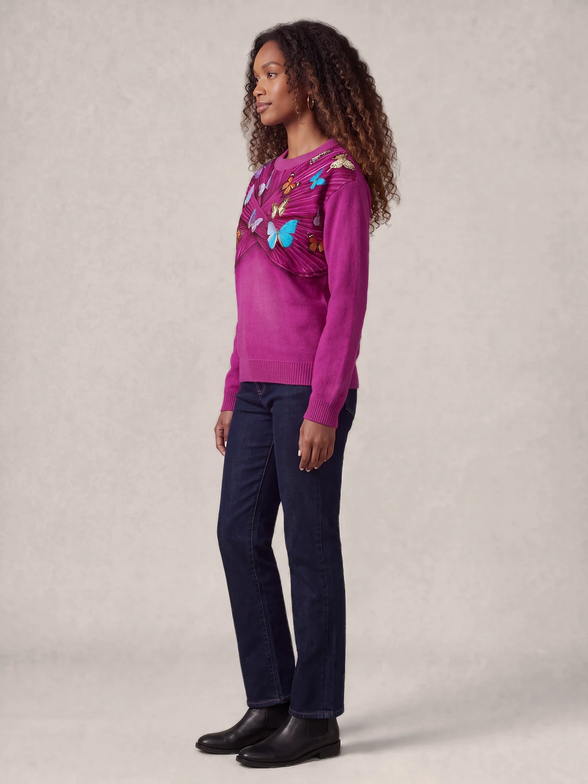 "Kipepeo" Sweatshirt — side view on model